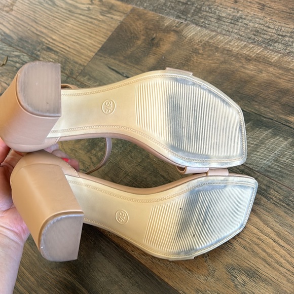 A New Day Nude Chunky Heels with Ankle Strap - Picture 4 of 4